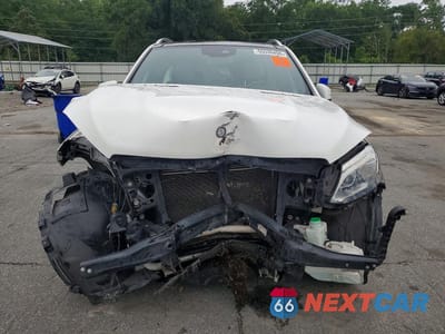 Piąte zdjęcie samochodu w środku: 2016 MERCEDES-BENZ GLE 350 VIN:4JGDA5JB3GA753842 - miniatura