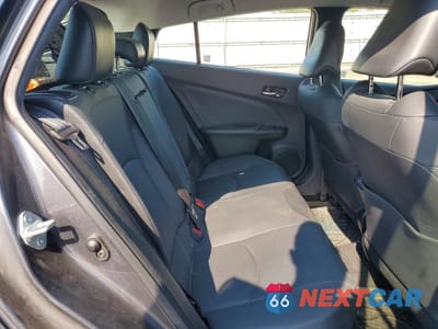 Zdjęcie 10 z 12 samochodu: 2020 TOYOTA PRIUS XLE AWD-E VIN:JTDL9RFU9L3021028 - miniatura