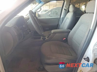Zdjęcie 7 z 12 samochodu: 2004 FORD EXPLORER XLS VIN:1FMZU72K74ZB12701 - miniatura