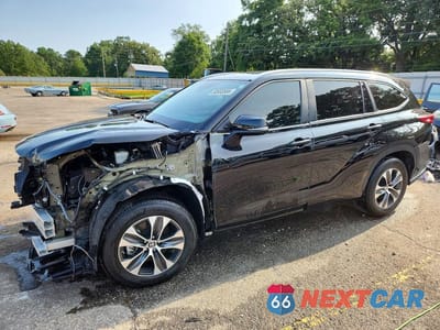 2023 TOYOTA HIGHLANDER XLE 5TDKDRAHXPS044049 - główne zdjęcie licytacji z USA - miniatura