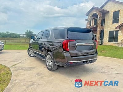 Trzecie zdjęcie samochodu z tyłu: 2021 GMC YUKON SLT VIN:1GKS1BKD6MR441493 - miniatura
