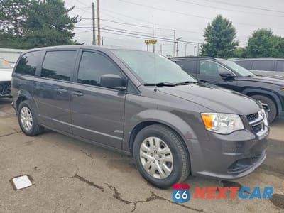 Czwarte zdjęcie samochodu z boku: 2019 DODGE GRAND CARAVAN SE VIN:2C4RDGBGXKR584320 - miniatura