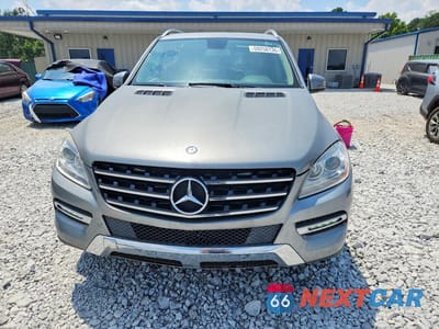 Piąte zdjęcie samochodu w środku: 2014 MERCEDES-BENZ ML 350 BLUETEC VIN:4JGDA2EB2EA319899 - miniatura