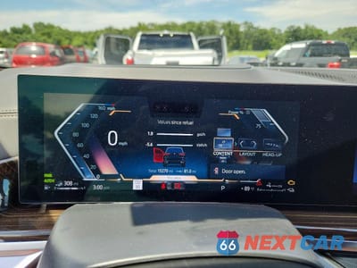 Zdjęcie 9 z 12 samochodu: 2025 BMW X5 XDRIVE50E VIN:5UX43EU09S9Z55585 - miniatura