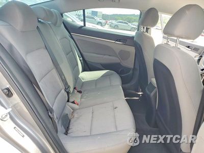 Zdjęcie 10 z 13 samochodu: 2018 HYUNDAI ELANTRA SE VIN:5NPD74LF8JH352249 - miniatura