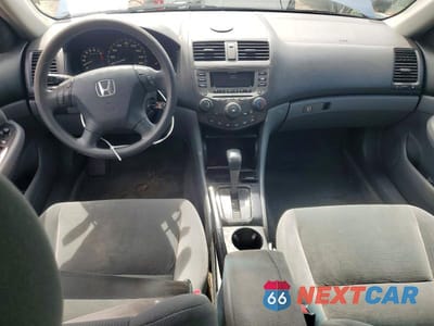 Zdjęcie 8 z 12 samochodu: 2007 HONDA ACCORD SE VIN:1HGCM56377A084050 - miniatura
