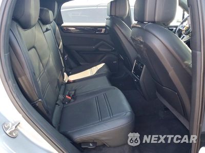 Zdjęcie 11 z 14 samochodu: 2022 PORSCHE CAYENNE E HYBRID COUPE VIN:WP1BE2AY8NDA51058 - miniatura