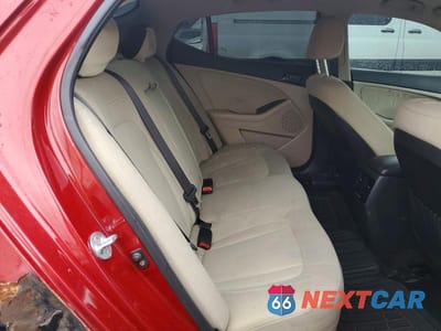 Zdjęcie 10 z 12 samochodu: 2011 KIA OPTIMA LX VIN:KNAGM4A79B5086756 - miniatura