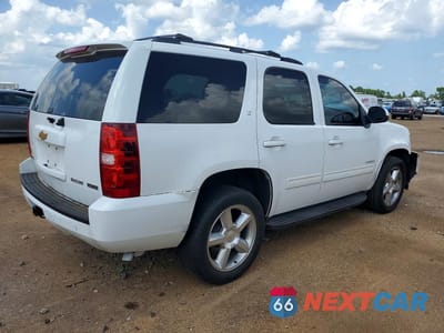 Trzecie zdjęcie samochodu z tyłu: 2012 CHEVROLET TAHOE C1500 LT VIN:1GNSCBE09CR117037 - miniatura