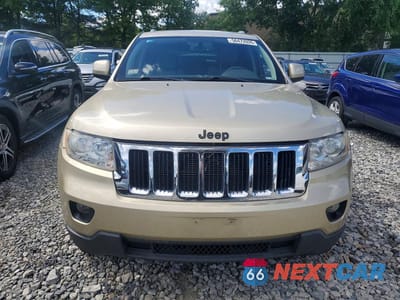 Piąte zdjęcie samochodu w środku: 2011 JEEP GRAND CHEROKEE LAREDO VIN:1J4RR4GG7BC601151 - miniatura