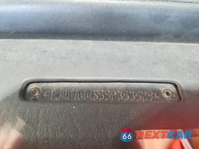 Zdjęcie 13 z 13 samochodu: 2005 JEEP WRANGLER / TJ UNLIMITED VIN:1J4FA44S55P353529 - miniatura