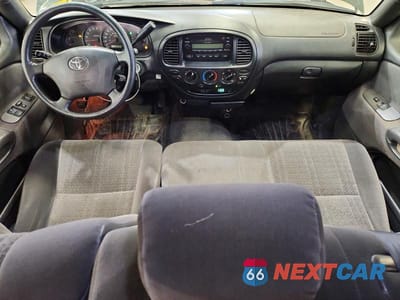 Zdjęcie 8 z 12 samochodu: 2005 TOYOTA TUNDRA ACCESS CAB SR5 VIN:5TBBT44145S469583 - miniatura