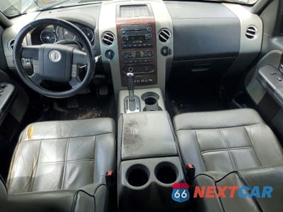 Zdjęcie 8 z 12 samochodu: 2006 LINCOLN MARK LT VIN:5LTPW18506FJ15946 - miniatura