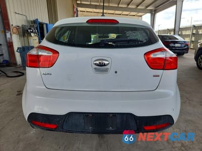 Zdjęcie 6 z 12 samochodu: 2013 KIA RIO LX VIN:KNADM5A36D6236020 - miniatura