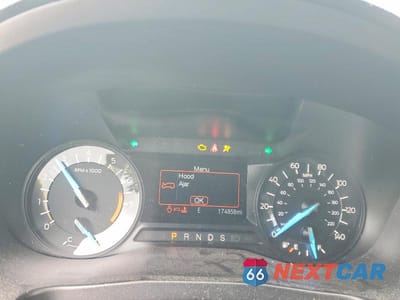 Zdjęcie 9 z 13 samochodu: 2018 FORD EXPLORER XLT VIN:1FM5K7DH4JGC64383 - miniatura