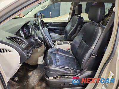 Zdjęcie 7 z 13 samochodu: 2014 CHRYSLER TOWN & COUNTRY TOURING VIN:2C4RC1BG3ER404356 - miniatura