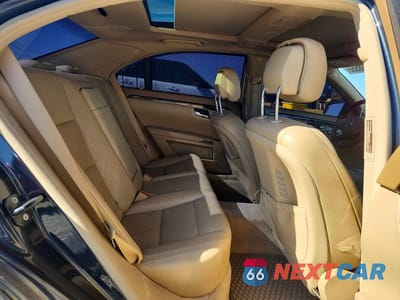 Zdjęcie 10 z 12 samochodu: 2012 MERCEDES-BENZ S 550 4MATIC VIN:WDDNG9EB2CA438295 - miniatura