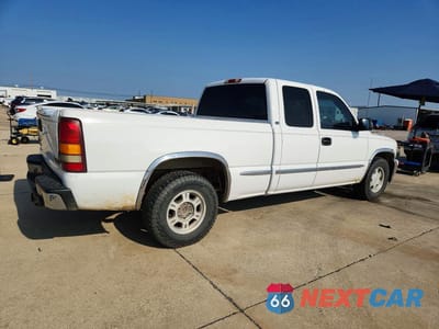 Trzecie zdjęcie samochodu z tyłu: 2001 GMC NEW SIERRA C1500 VIN:2GTEC19T611100545 - miniatura