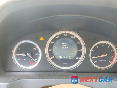Zdjęcie 9 z 12 samochodu: 2008 MERCEDES-BENZ C 300 VIN:WDDGF54X48F039822 - miniatura