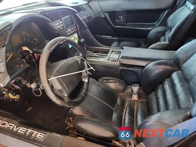 Zdjęcie 7 z 12 samochodu: 1991 CHEVROLET CORVETTE VIN:1G1YY2386M5102364 - miniatura