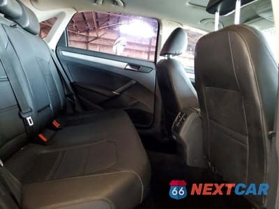 Zdjęcie 10 z 12 samochodu: 2021 VOLKSWAGEN PASSAT SE VIN:1VWSA7A30MC001271 - miniatura
