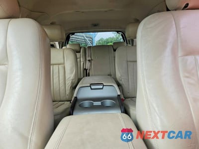 Zdjęcie 10 z 14 samochodu: 2003 LINCOLN NAVIGATOR VIN:5LMFU27R23LJ43946 - miniatura