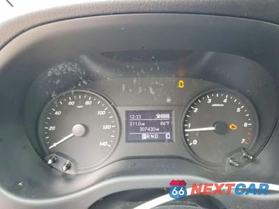 Zdjęcie 9 z 12 samochodu: 2022 MERCEDES-BENZ METRIS VIN:W1YV0CEY3N3963305 - miniatura
