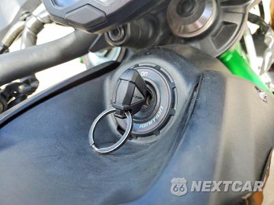 Zdjęcie 8 z 9 samochodu: 2024 KAWASAKI ZR900 M VIN:ML5ZRDM1XRDA69935 - miniatura