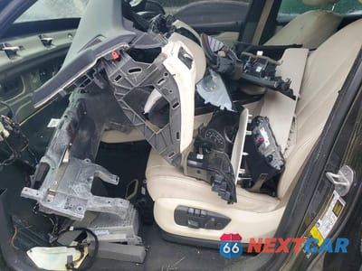 Zdjęcie 7 z 13 samochodu: 2017 BMW X5 XDRIVE35I VIN:5UXKR0C55H0U50212 - miniatura