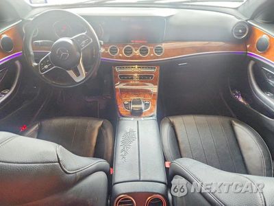 Zdjęcie 8 z 12 samochodu: 2019 MERCEDES-BENZ E 300 VIN:WDDZF4JB6KA628077 - miniatura