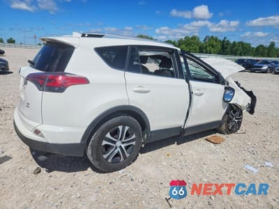 Trzecie zdjęcie samochodu z tyłu: 2016 TOYOTA RAV4 LE VIN:JTMBFREV0GJ083854 - miniatura