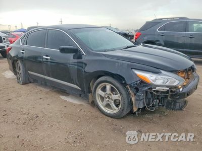 Czwarte zdjęcie samochodu z boku: 2017 NISSAN ALTIMA 2.5 SV VIN:1N4AL3AP7HC251865 - miniatura