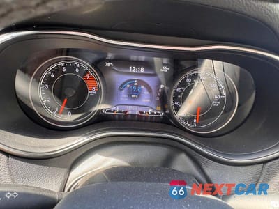 Zdjęcie 8 z 10 samochodu: 2019 JEEP CHEROKEE LIMITED VIN:1C4PJMDX4KD118316 - miniatura