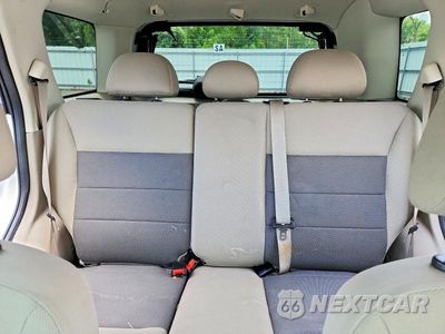 Zdjęcie 10 z 13 samochodu: 2008 FORD ESCAPE HEV VIN:1FMCU49H98KE43132 - miniatura