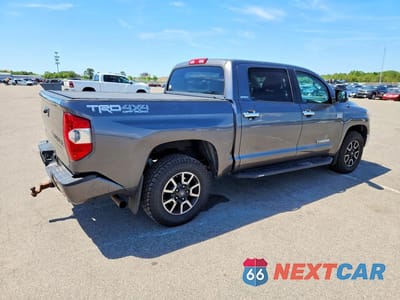 Trzecie zdjęcie samochodu z tyłu: 2014 TOYOTA TUNDRA CREWMAX LIMITED VIN:5TFHY5F16EX378542 - miniatura