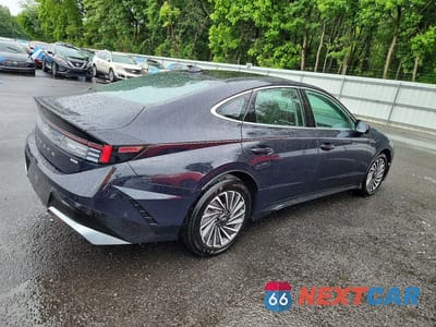 Trzecie zdjęcie samochodu z tyłu: 2025 HYUNDAI SONATA HYBRID LIMITED VIN:KMHL54JJ9SA109305 - miniatura