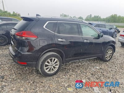 Trzecie zdjęcie samochodu z tyłu: 2019 NISSAN ROGUE S VIN:5N1AT2MV8KC789007 - miniatura