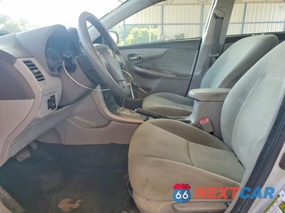 Zdjęcie 7 z 12 samochodu: 2010 TOYOTA COROLLA LE VIN:1NXBU4EEXAZ347723 - miniatura
