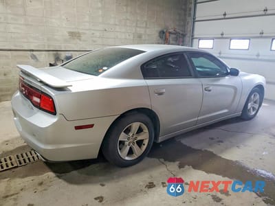 Trzecie zdjęcie samochodu z tyłu: 2012 DODGE CHARGER SE VIN:2C3CDXBG5CH103679 - miniatura