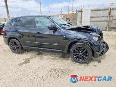 Czwarte zdjęcie samochodu z boku: 2011 BMW X5 XDRIVE35I VIN:5UXZV4C58BL405546 - miniatura