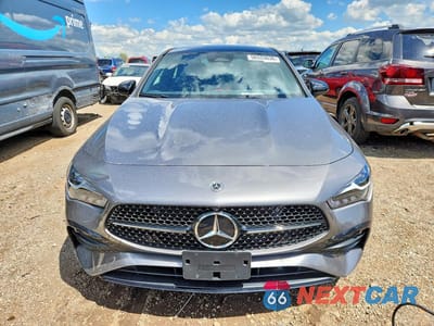 Piąte zdjęcie samochodu w środku: 2025 MERCEDES-BENZ CLA 250 4MATIC VIN:W1K5J4HBXSN533663 - miniatura