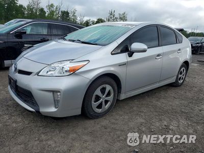 2015 TOYOTA PRIUS TWO JTDKN3DU5F1983950 - główne zdjęcie licytacji z USA - miniatura