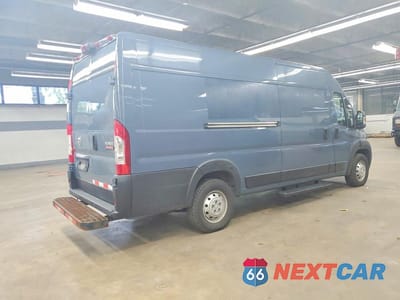 Trzecie zdjęcie samochodu z tyłu: 2020 RAM PROMASTER 3500 DELIVERY VAN VIN:3C6URVJG5LE136692 - miniatura