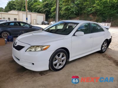 2007 TOYOTA CAMRY SE 4T1BE46K67U686893 - główne zdjęcie licytacji z USA - miniatura