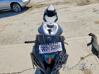 Piąte zdjęcie samochodu w środku: 2025 KAWASAKI ZX636 K VIN:JKBZXJJ19SA029578 - miniatura