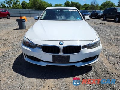 Piąte zdjęcie samochodu w środku: 2014 BMW 328 XI SULEV VIN:WBA3B5G50ENS07727 - miniatura