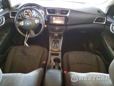 Zdjęcie 8 z 12 samochodu: 2019 NISSAN SENTRA SV VIN:3N1AB7AP0KY415611 - miniatura
