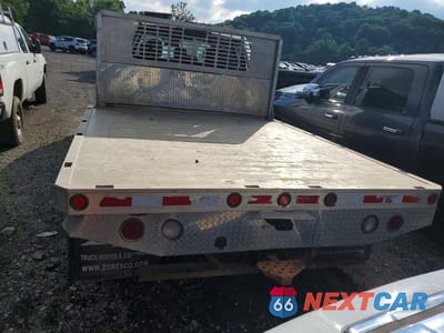 Zdjęcie 6 z 12 samochodu: 2017 FORD F350 SUPER DUTY VIN:1FD8X3H67HED87696 - miniatura