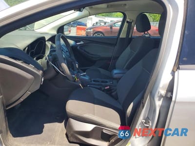 Zdjęcie 7 z 12 samochodu: 2012 FORD FOCUS SE VIN:1FAHP3K24CL124957 - miniatura