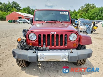 Piąte zdjęcie samochodu w środku: 2010 JEEP WRANGLER UNLIMITED SAHARA VIN:1J4BA5H13AL111071 - miniatura